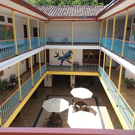 Imca Hotel ブガ エクステリア 写真